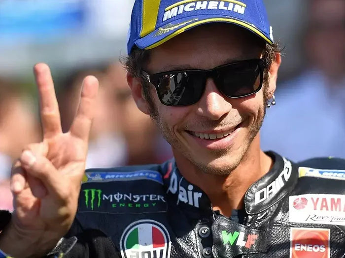 OAKLEY frogskins VR46 ValentinoRossi ロッシ Motorcycle Champion Valentino Rossi wears Oakley sunglasses