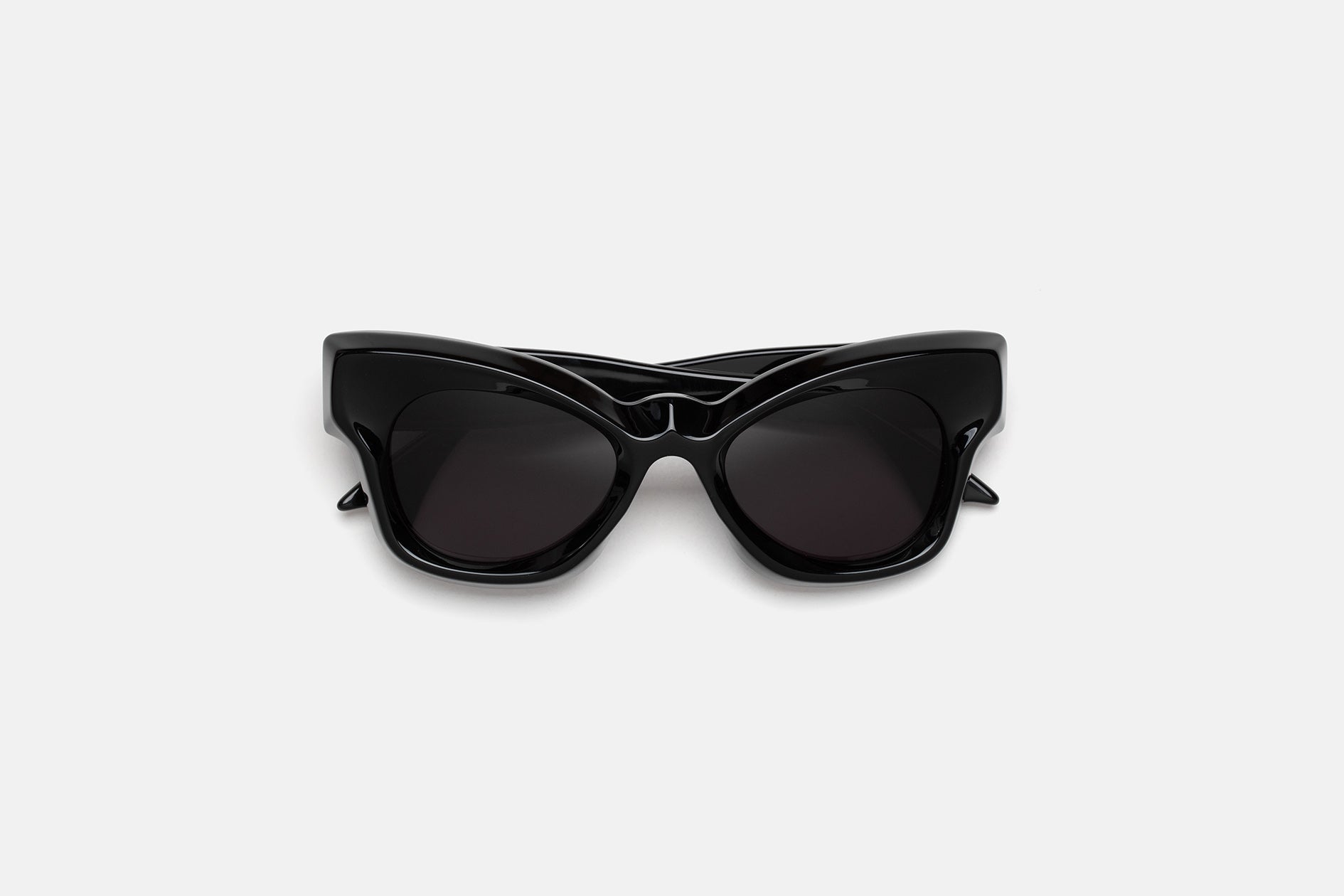 Marni Magneticus Black - Unisex Sunglasses - LookerOnline display picture 1