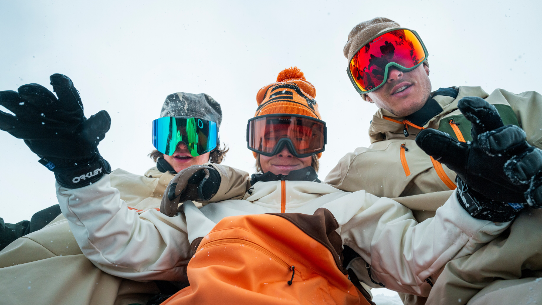 Oakley ski goggles | LookerOnline