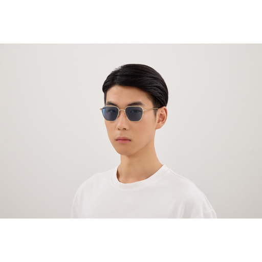 Alexander Mcqueen AM0561S 004