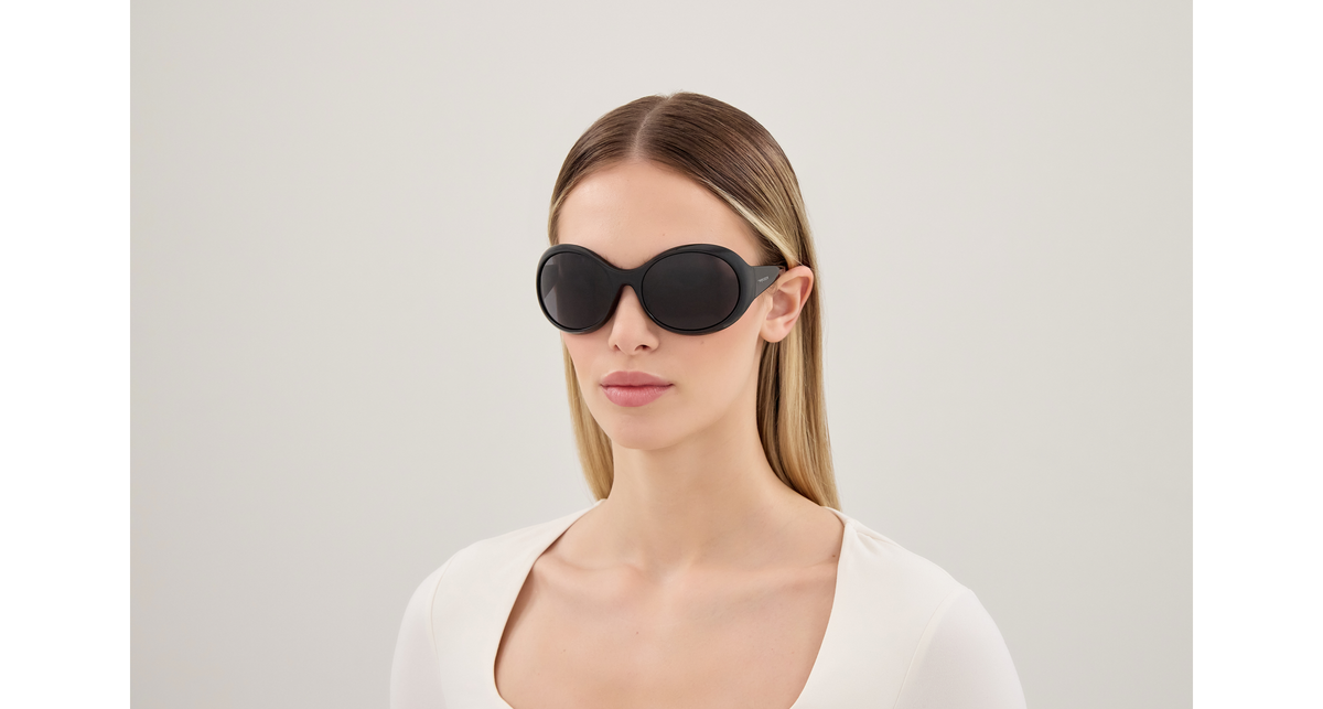 Alexander Mcqueen AM0592S 001