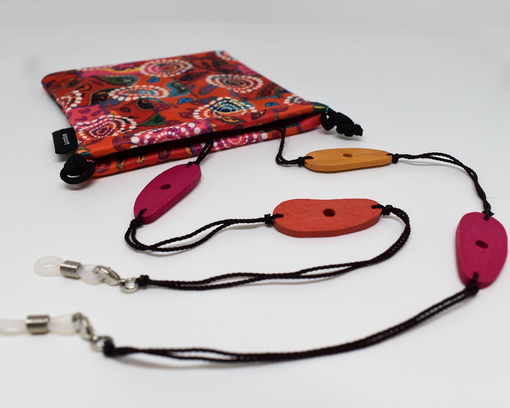 Wooden Chain - Pink Oval | Accessories | LookerOnline