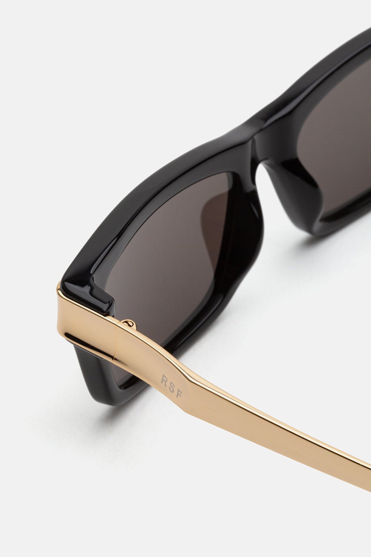 RetroSuperFuture Raio Black & Gold 9KV