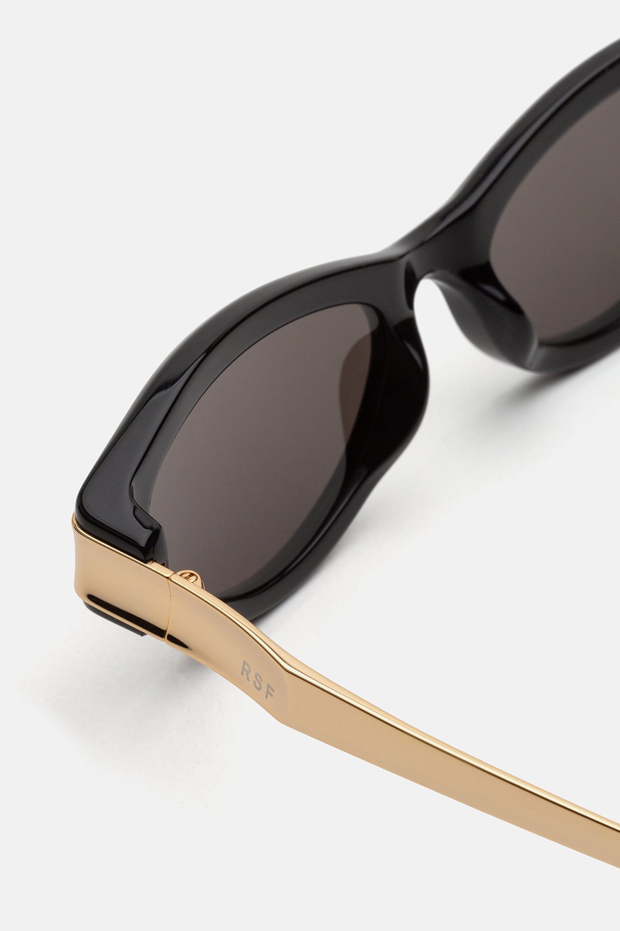 RetroSuperFuture Solazu Black & Gold AY4