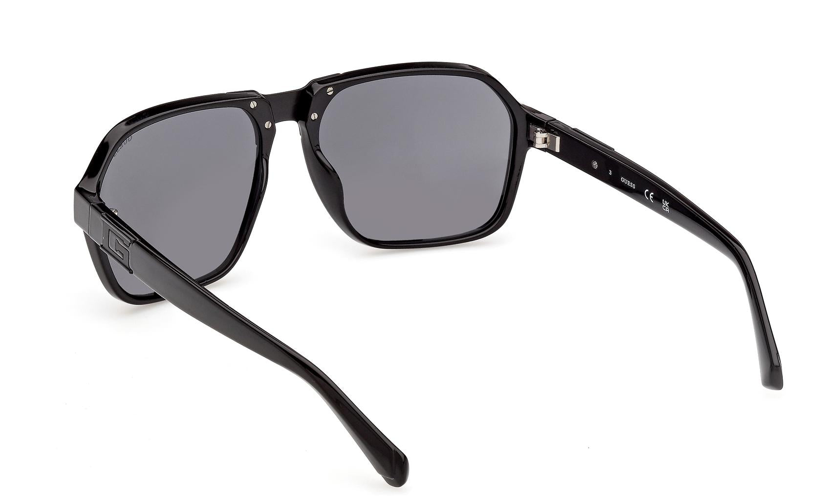 Guess Sunglasses GU00302 01A