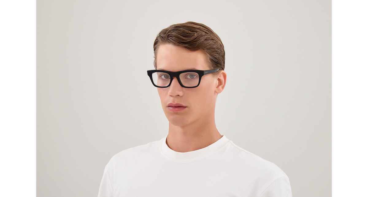 Gucci Eyeglasses GG2244O 005