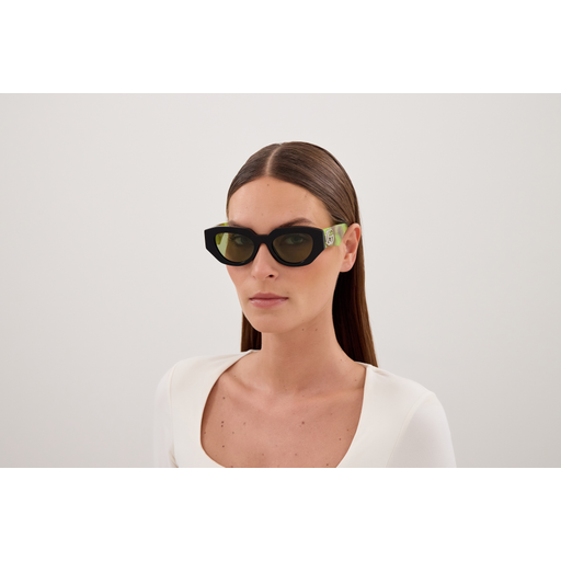 Gucci Sunglasses GG1421S 010