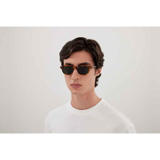 Gucci Sunglasses GG1892S 002