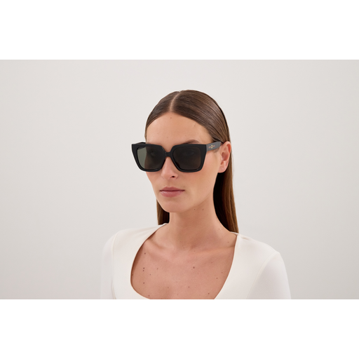 Gucci Sunglasses GG2102S 001