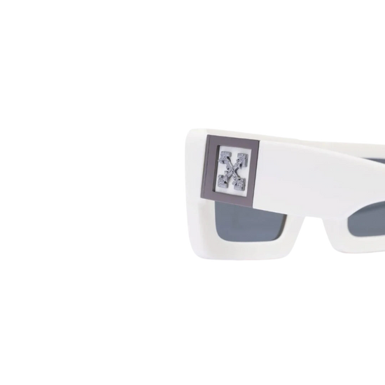 Leonardo Sunglasses white - off white | LookerOnline