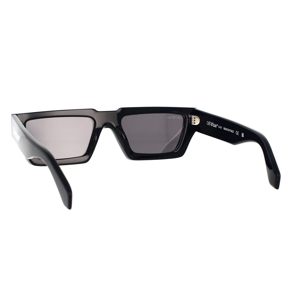 Off White Manchester Black | LookerOnline