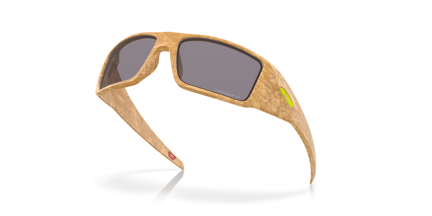 Oakley Sunglasses Heliostat OO923117