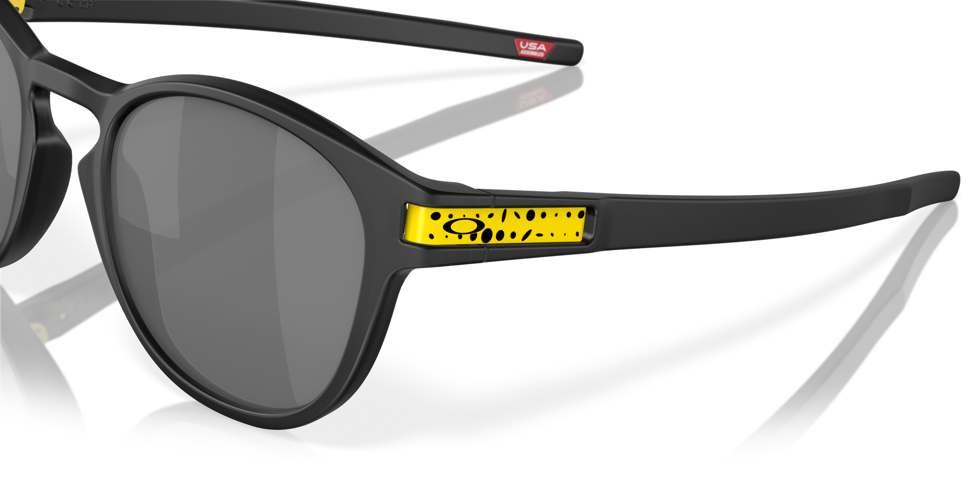 Oakley Sunglasses Latch OO926569