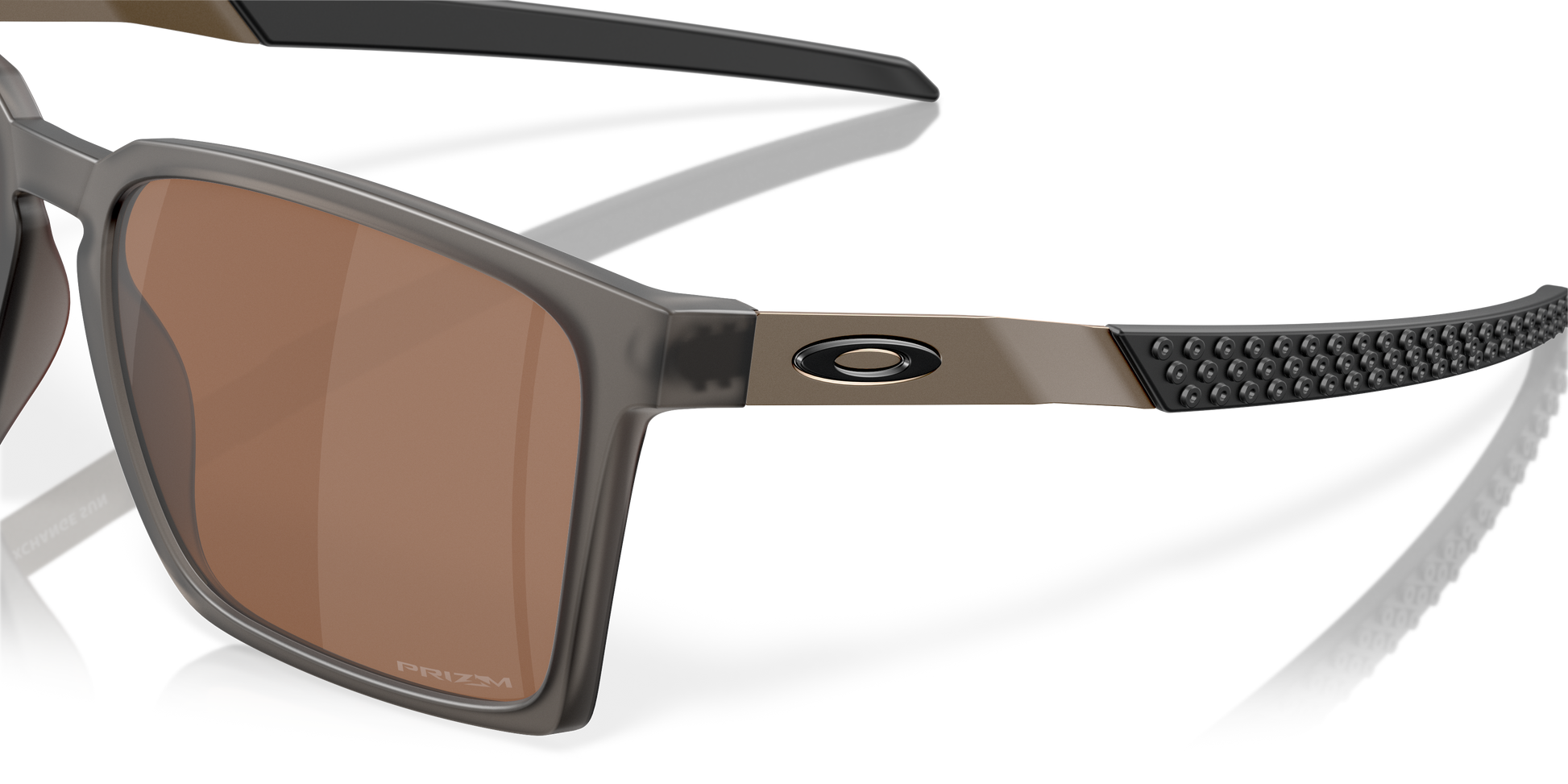 Oakley Sunglasses Exchange Sun OO948302