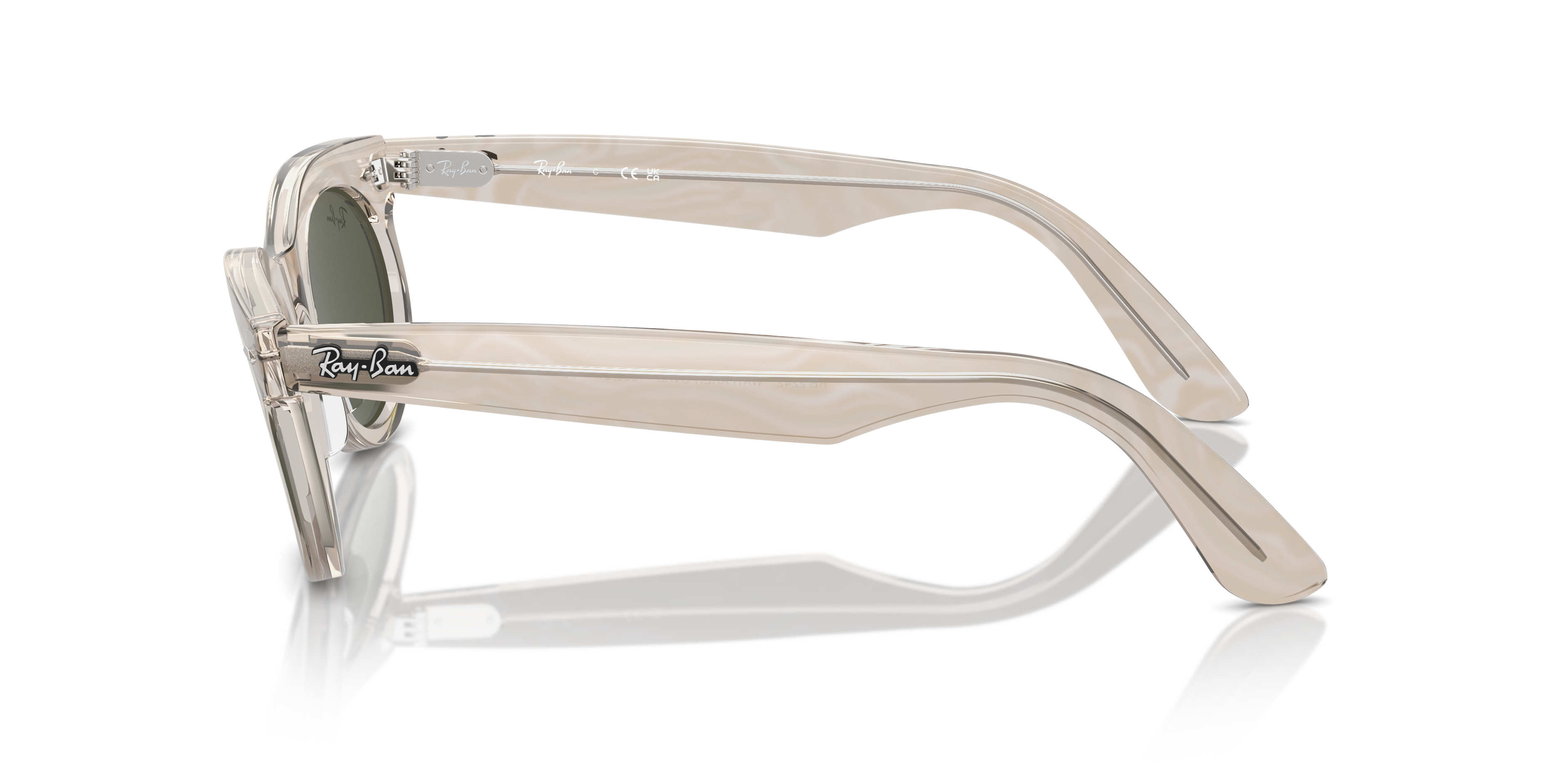 Ray-Ban Wayfarer Oval Sunglasses RB2242 138331