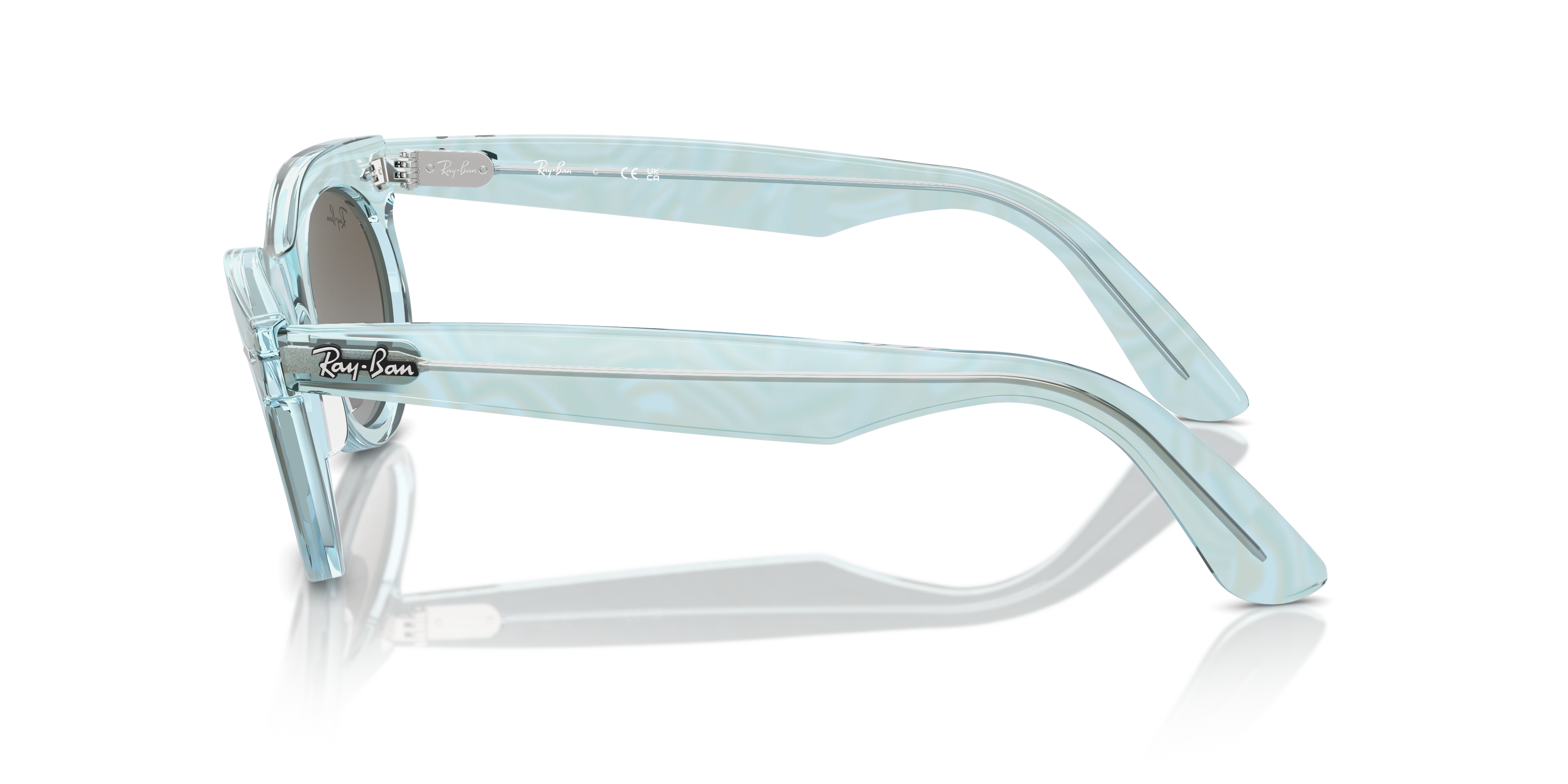 Ray-Ban Wayfarer Oval Sunglasses RB2242 138596