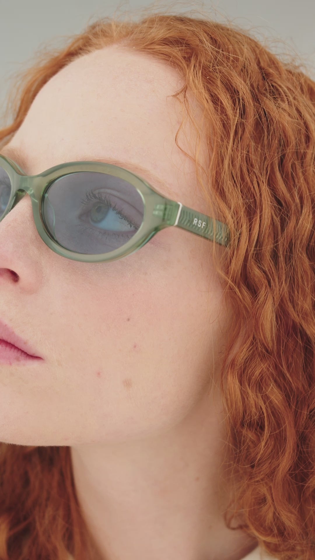 Load video: RetroSuperFuture Parola Sage