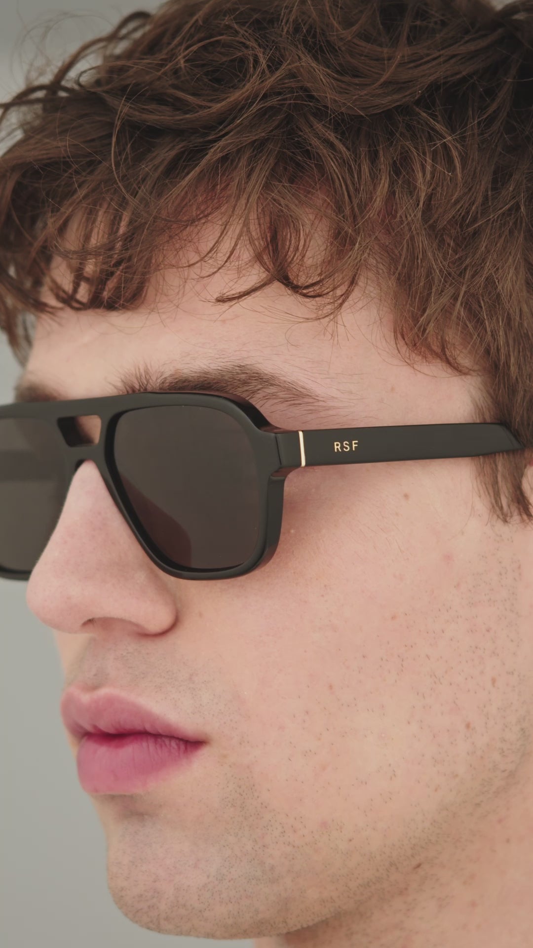 Load video: RetroSuperFuture Vico Black XTA