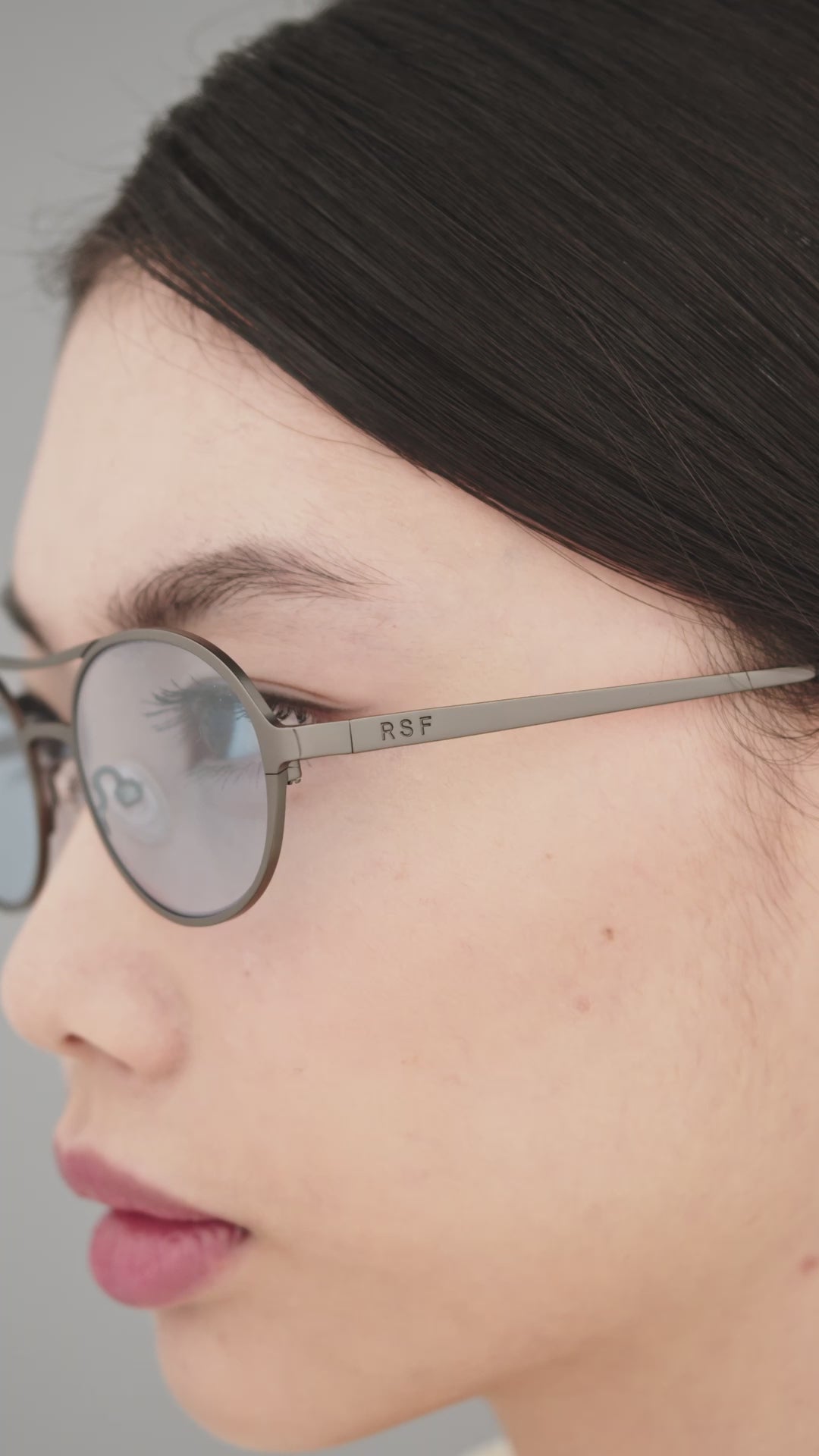 Load video: RetroSuperFuture Bird Blue-Gun