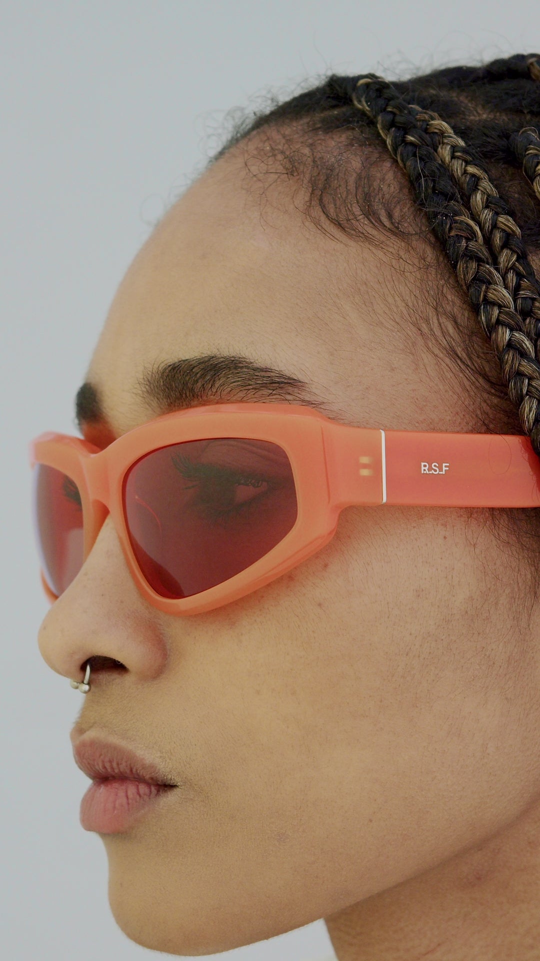 Load video: RetroSuperFuture Motore Juice