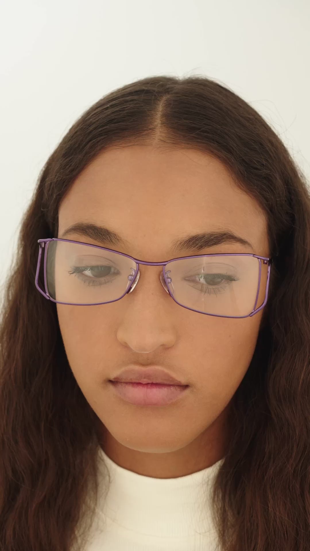 Load video: RetroSuperFuture Numero 114 Cromato Viola