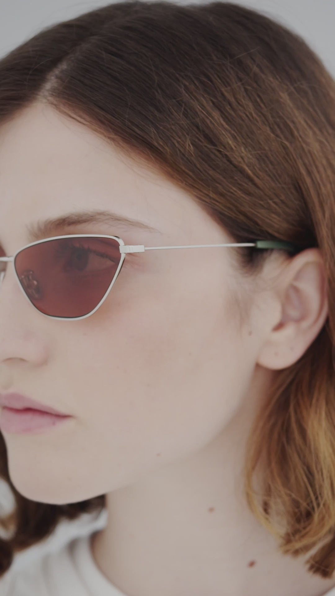 Load video: RetroSuperFuture Spillo Metallic Mint