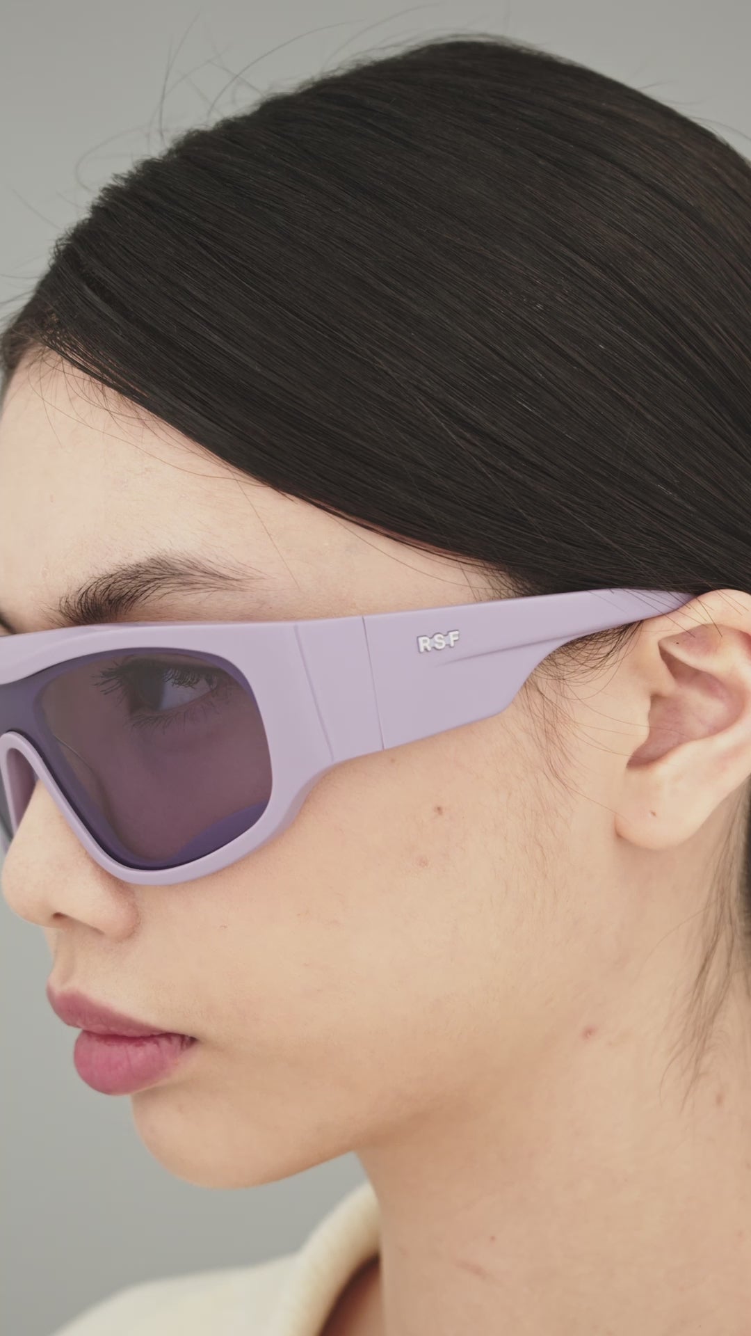 Load video: RetroSuperFuture Ufo Caramella