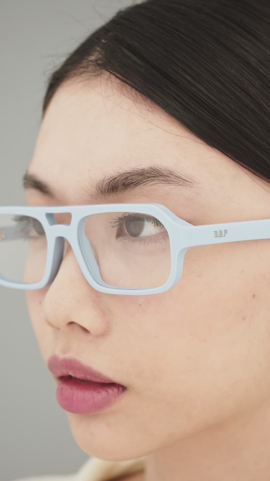 Load video: RetroSuperFuture Numero 128 Azzurro A7Y