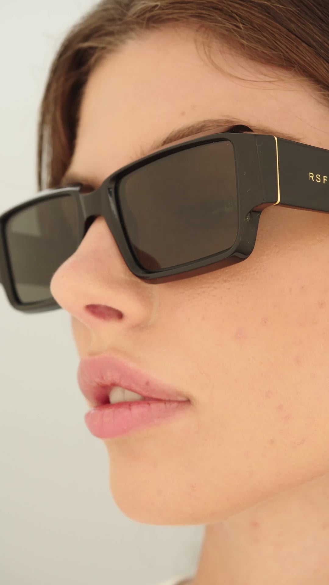 Load video: RetroSuperFuture Astro Black