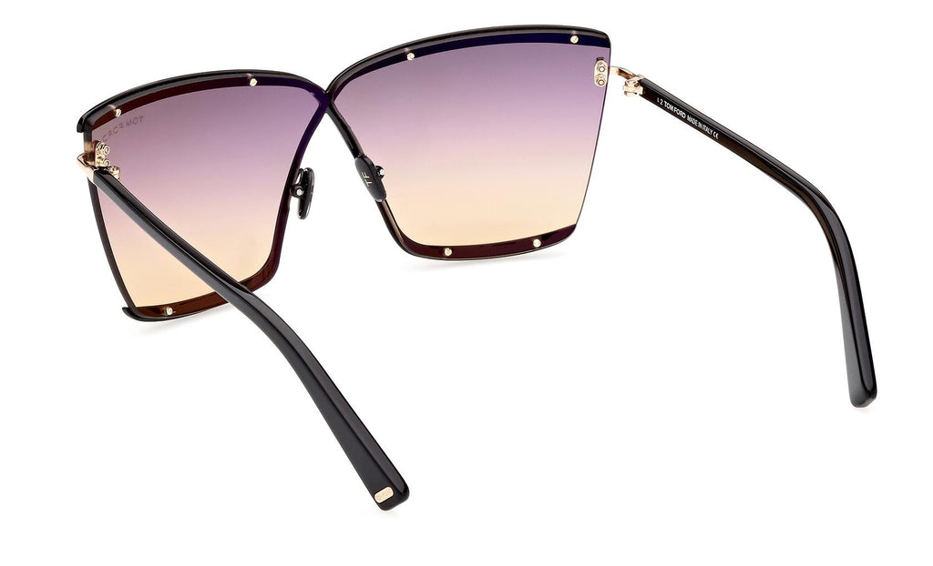 Tom Ford Elle-02 FT0936 01B - Sunglasses for Woman  display picture 3