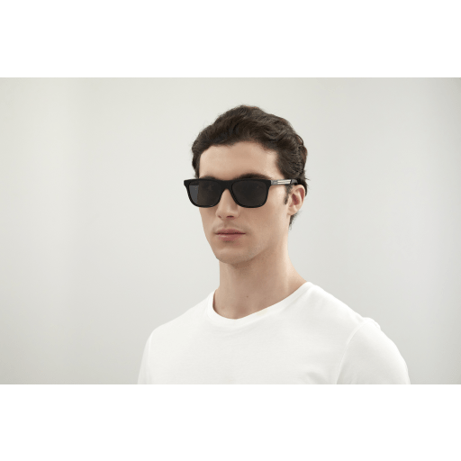 Gucci Sunglasses GG0687S 001