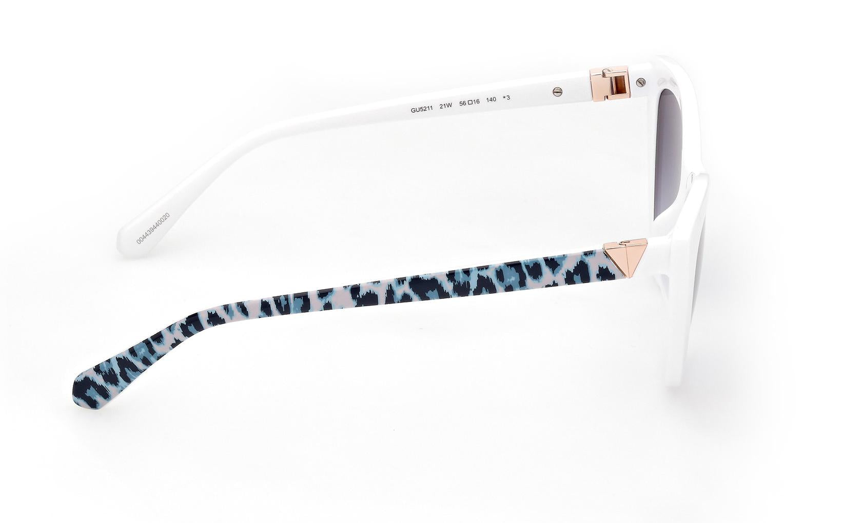 Guess Sunglasses GU5211 21W