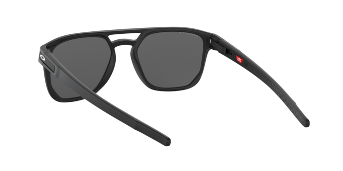 Oakley Sunglasses Latch Beta OO943605