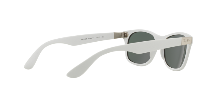 Ray-Ban Sunglasses RB4207 609671